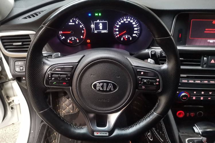 Used Kia K5 2016 1.6T Automatic LUX
