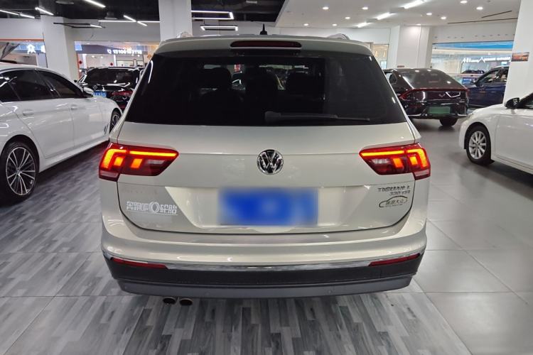 Used Volkswagen Tiguan L 2019 Updated Version 330TSI Automatic Two-Wheel Drive Panoramic Comfort Edition China VI Standard
