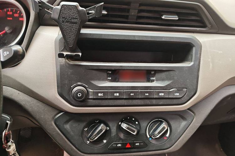 Used Wuling Hongguang 2019 1.5L S Standard Version China VI LAR
