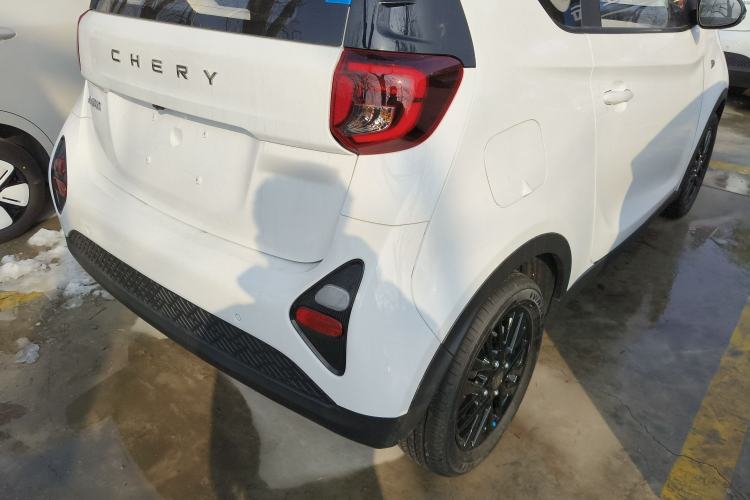 Used Chery Little Ant 2024 Refreshed Version Youth Edition 321 km Beloved Edition 29.23 kWh