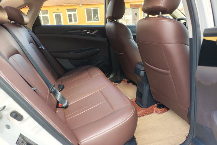 Used Changan Eado DT 2019 1.6L Manual Comfort Model China VI Standard