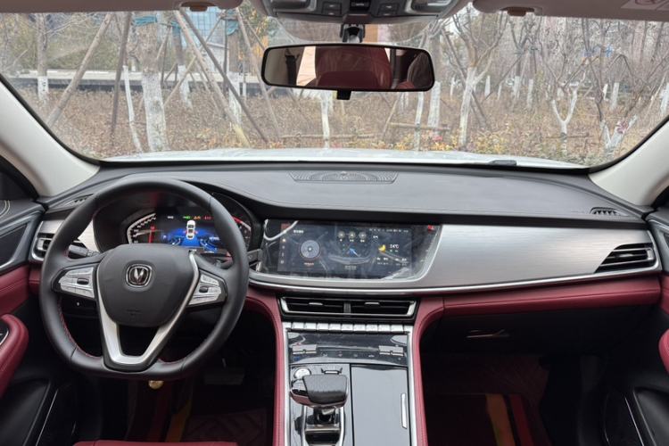 Used Changan CS85 COUPE 2023 1.5T DCT Luxury Version
