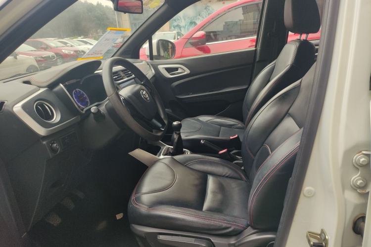 Used Brilliance V3 2015 1.5L Manual Comfort Model
