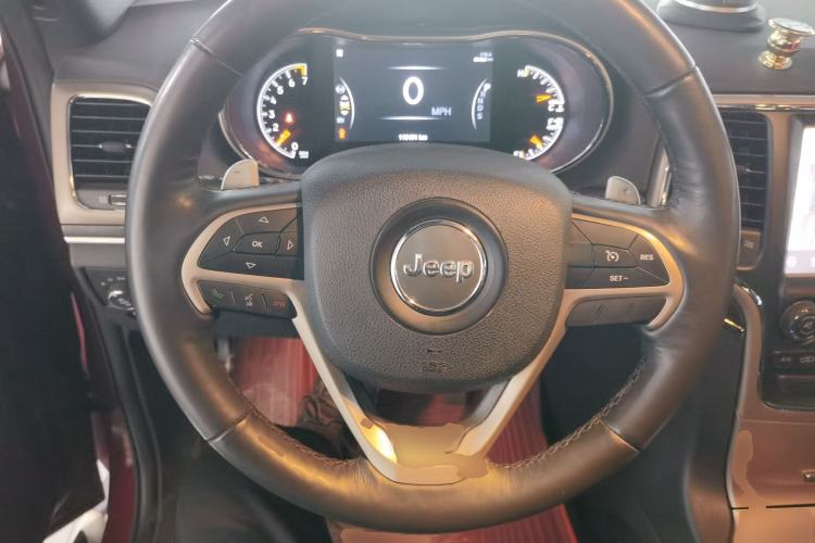 Used  Grand Cherokee 2015 3.0L Comfort Navigation Edition
