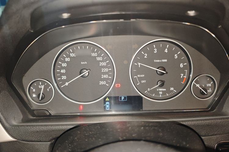 Used BMW 3 Series 2014 320i Sport Edition
