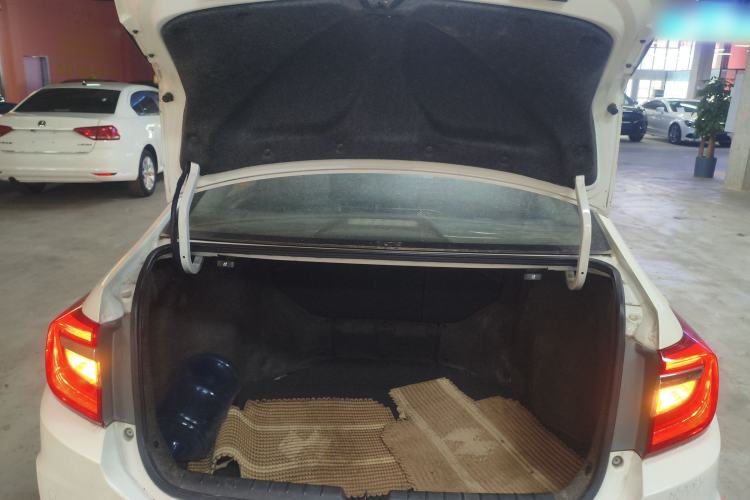 Used Honda Crider 2013 1.8L automatic luxury edition