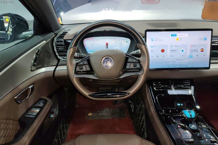 Used BYD Han 2022 EV Genesis Edition 715KM Front-Wheel-Drive Prestige Model
