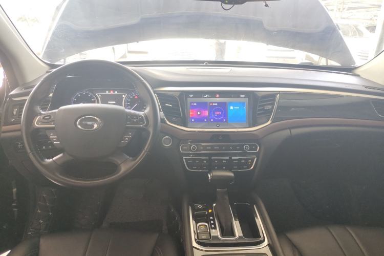 Used GAC Trumpchi GS8 2017 320T Two-Wheel Drive Luxury Edition (7 Seats)
