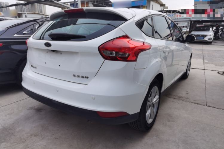Used Ford Focus 2018 Hatchback Classic 1.6L Automatic Comfort Plus SmartDrive Edition
