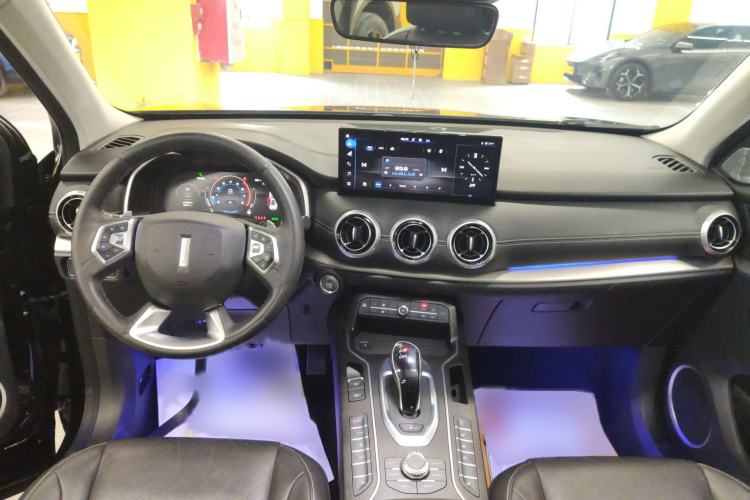 Used Wey VV6 2021 2.0T Two-Wheel Drive Smart Plus
