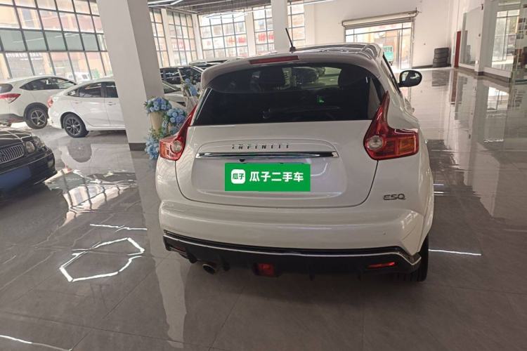 Used Infiniti ESQ 2014 1.6L Spontaneous Edition
