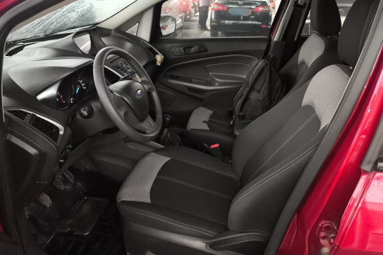 Used Ford EcoSport 2013 1.5L Manual Comfort Model
