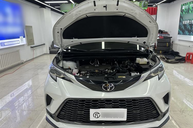 Used Toyota Granvia 2024 2.5L Hybrid Prestige PLUS Edition