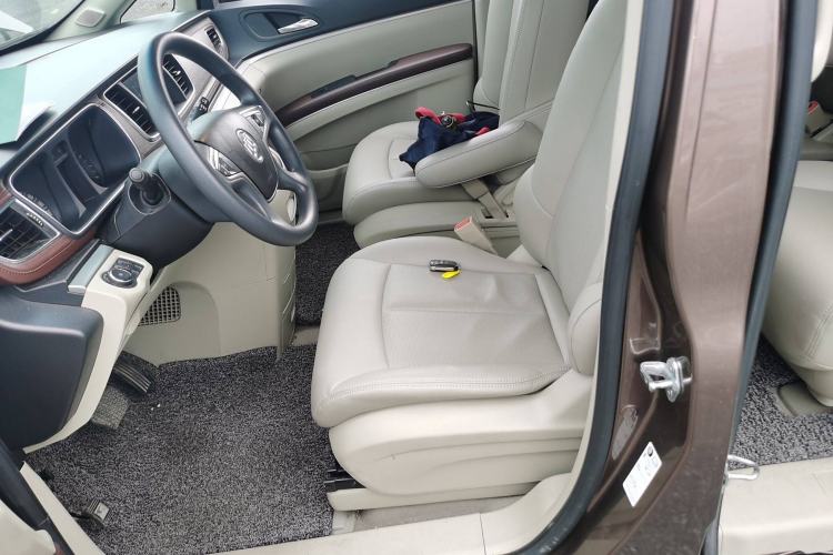 Used Buick GL8 2018 28T Comfort Model China VI Standard
