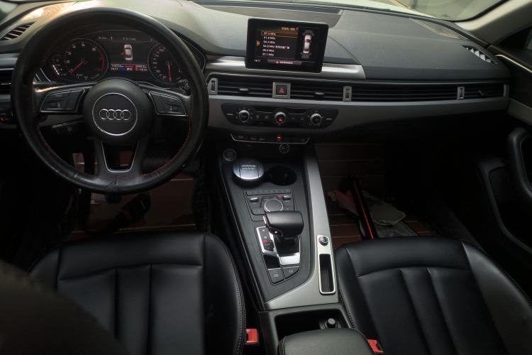 Used Audi A4L 2019 40 TFSI Ambition China VI