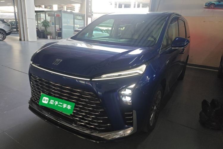 Used Buick GL8 New Energy 2024 Lu Zun Luxury Edition 7-Seater
