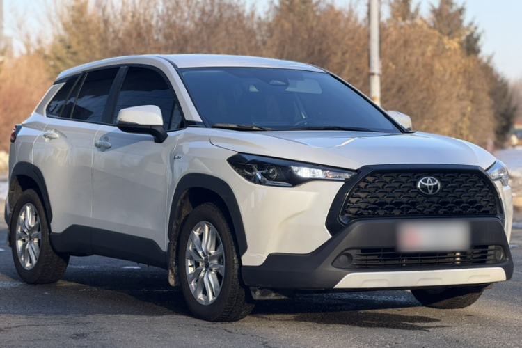 Used Toyota Corolla Cross 2024 2.0L Smart Electric Hybrid Dual-Engine Pioneer Edition
