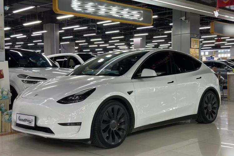 Used Tesla Model Y 2022 Long-Range All-Wheel-Drive Version