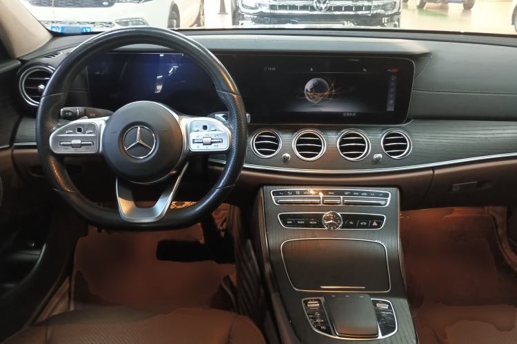 Used Mercedes-Benz E-Class 2020 E 300 L Sporty and Stylish Model

