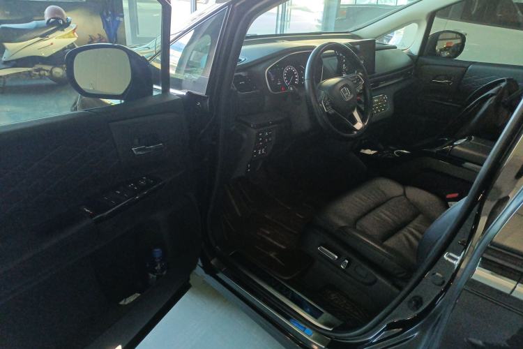 Used Honda Elysion 2022 2.0L eHEV Luxury Edition
