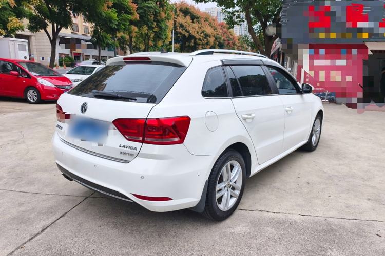 Used Volkswagen Gran Lavida 2015 230TSI DSG Comfort Edition
