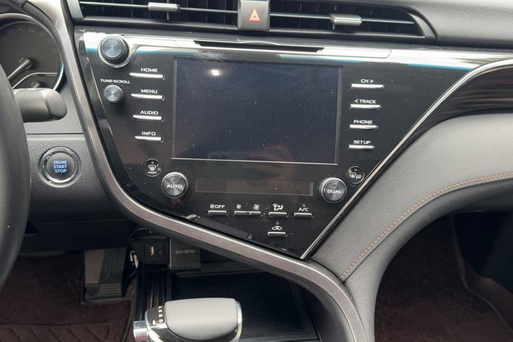 Used Toyota Camry 2018 2.5G Luxury Edition
