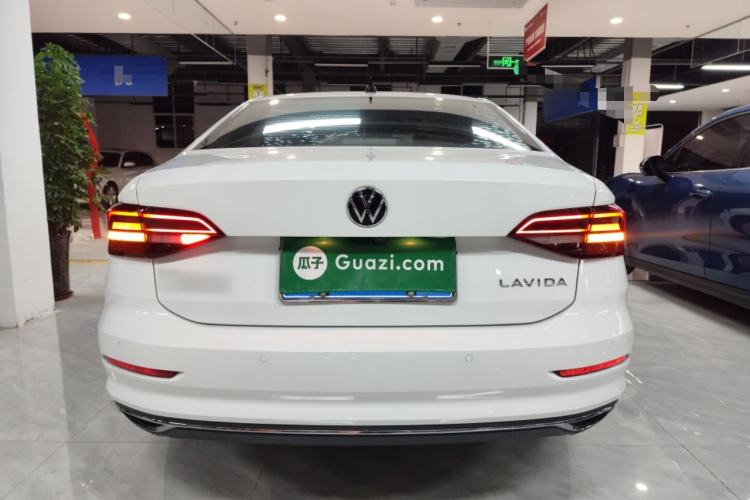 Used Volkswagen Lavida 2022 1.5L Automatic Comfort Edition
