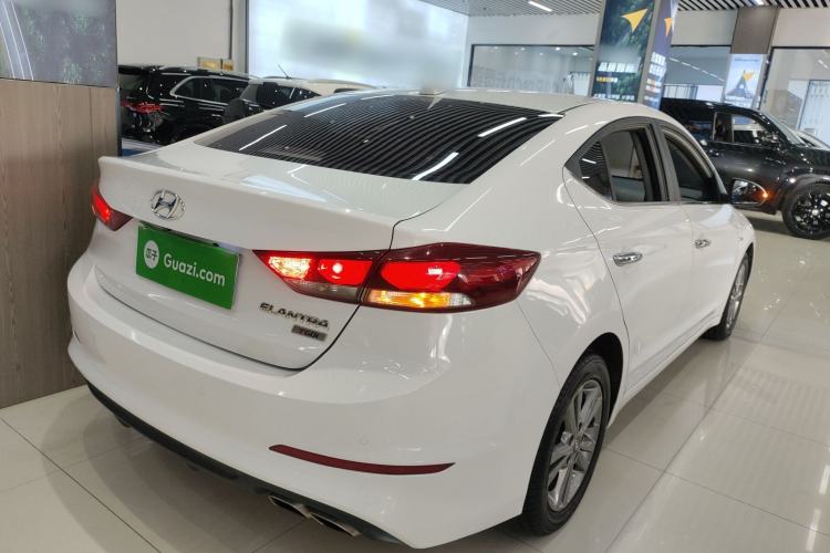Used Hyundai Elantra 2016 1.4T Dual-Clutch Xuan Dong · Dynamic Version
