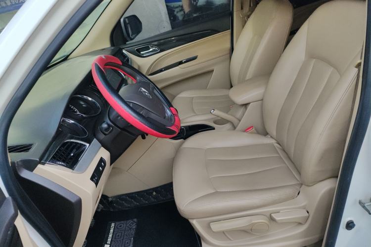 Used Baojun 730 2016 1.5L Manual Comfort Version 7 Seats China V Emission Standard
