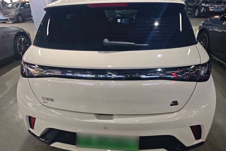 Used BYD Dolphin 2023 420 km Free Version
