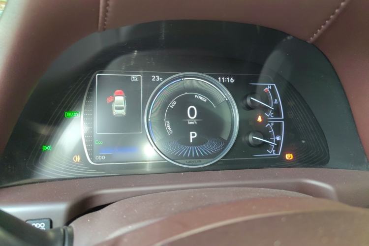 Used Lexus ES 2018 300h Premier Edition China VI Standard