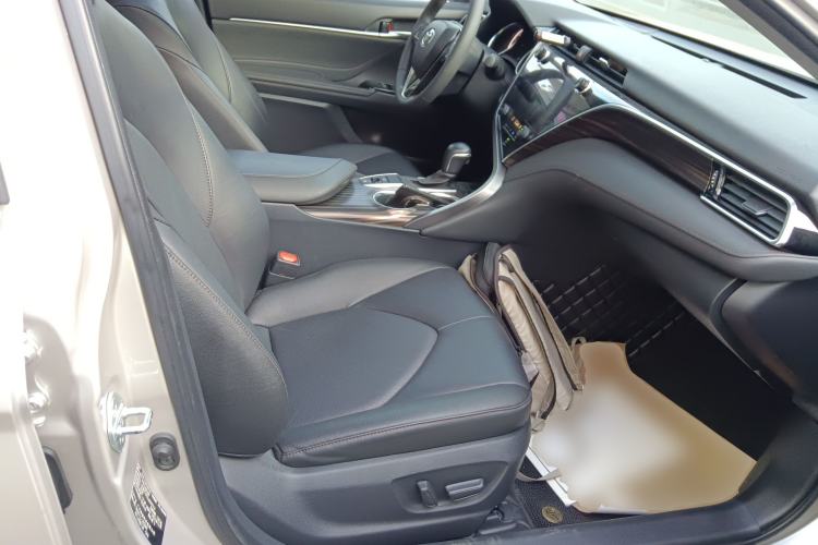Used Toyota Camry 2019 Revised Version 2.0G Luxury Edition