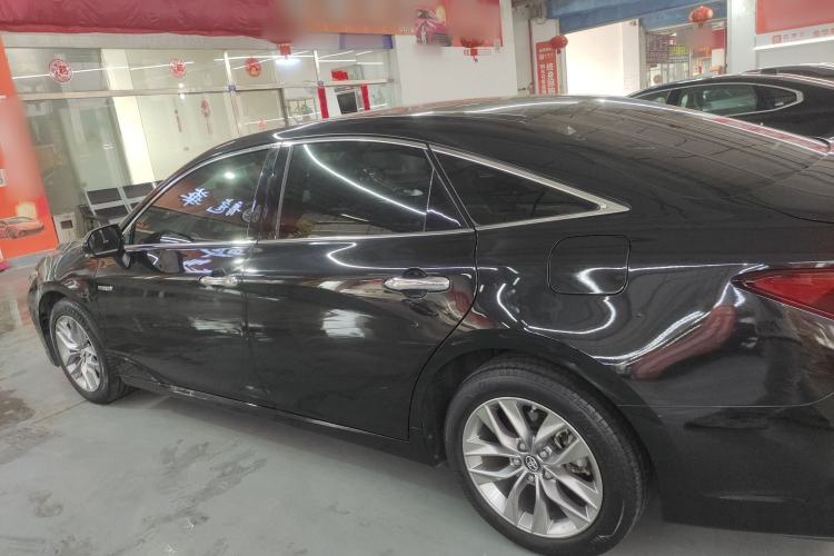 Used Toyota Avalon 2019 Dual-Engine 2.5L Luxury Edition China VI Standard
