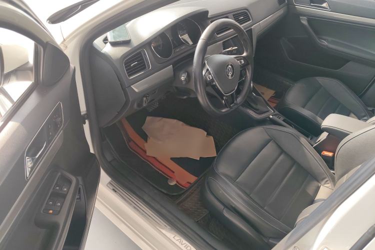 Used Volkswagen Lavida 2017 1.6L Automatic Comfort Edition