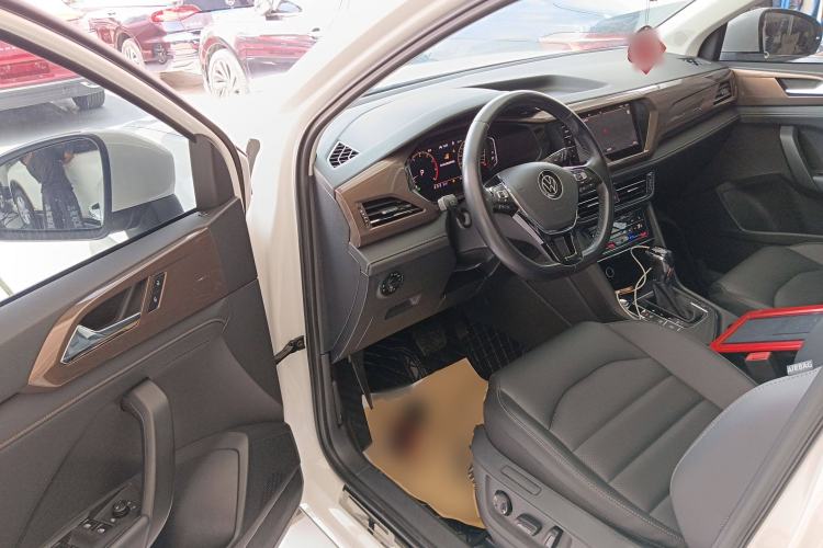 Used Volkswagen Tharu 2022 330TSI Four-Wheel Drive Luxury Edition
