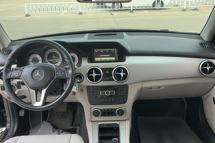 Used Mercedes-Benz GLK-Class 2014 GLK 260 4MATIC Dynamic Model