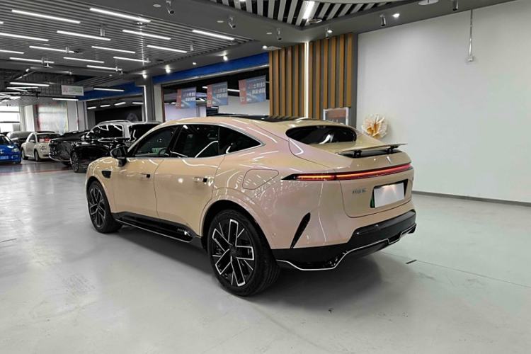 Used  11 2024 580 Three-Laser Four-Wheel Drive Luxury Edition
