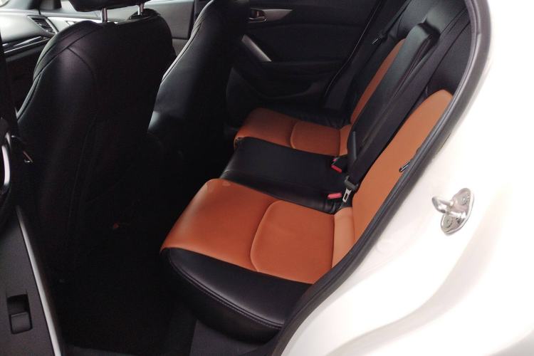 Used Mazda CX-4 2016 2.0L Automatic 2WD Blue Sky Dynamic Edition
