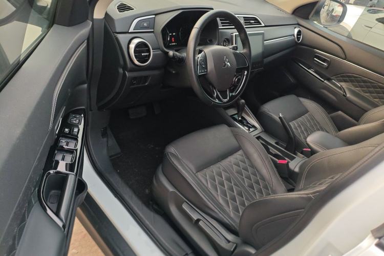 Used Mitsubishi ASX 2020 2.0L CVT Smart Edition
