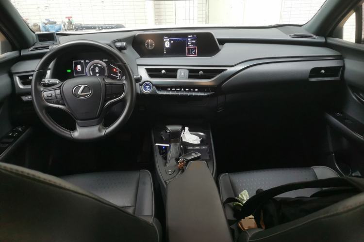 Used Lexus UX 2020 260h Explore-Cool Edition