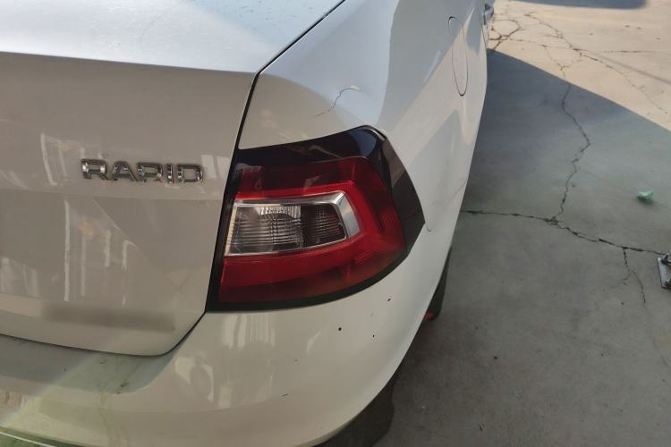 Used Skoda Rapid 2018 1.6L Manual Comfort Edition
