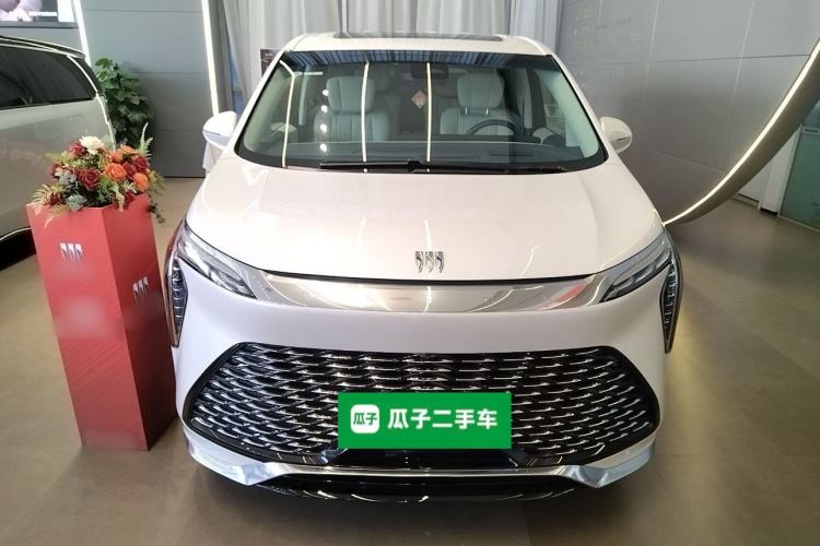 Used Buick Century 2025 2.0T Seven-Seater Yinshi Edition
