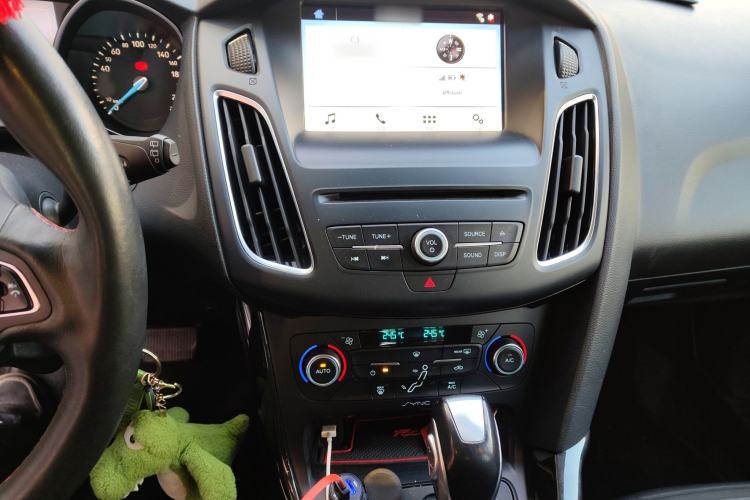 Used Ford Focus 2017 1.5T CTCC White and Black Limited Edition
