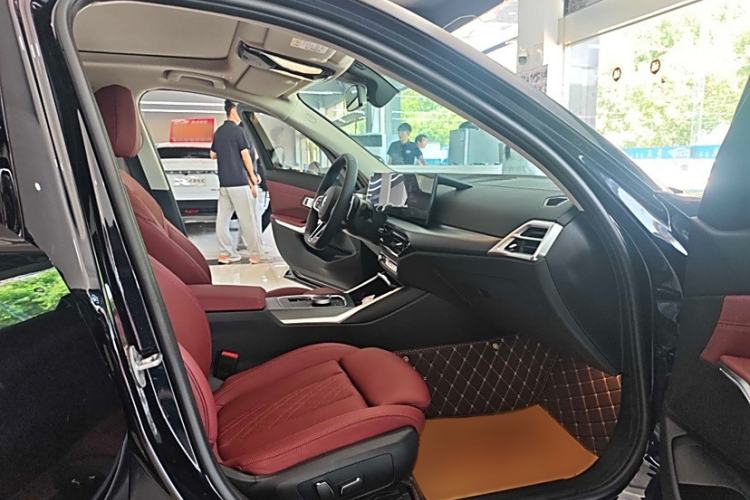 Used BMW 3 Series 2025 325i M Sport Package
