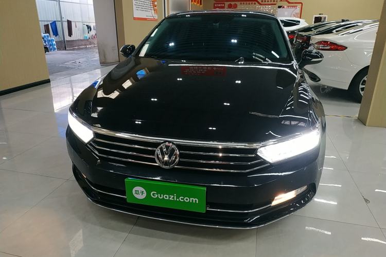 Used Volkswagen Magotan 2019 330TSI DSG Luxury Version China VI Standard
