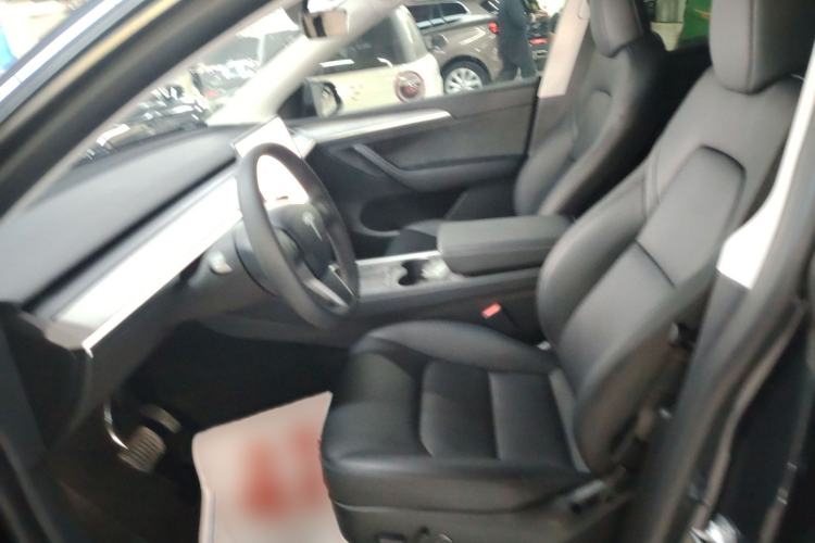 Used Tesla Model Y 2024 Rear-Wheel-Drive Version
