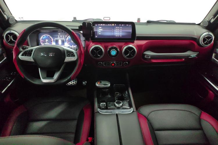 Used Beijing Auto BJ40 2020 2.0T Automatic Four-Wheel Drive Urban Hunter Edition Chivalrous Type
