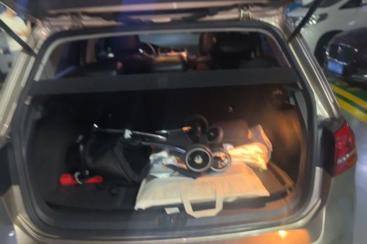 Used Volkswagen Golf 2014 1.6L Automatic Fashion Model
