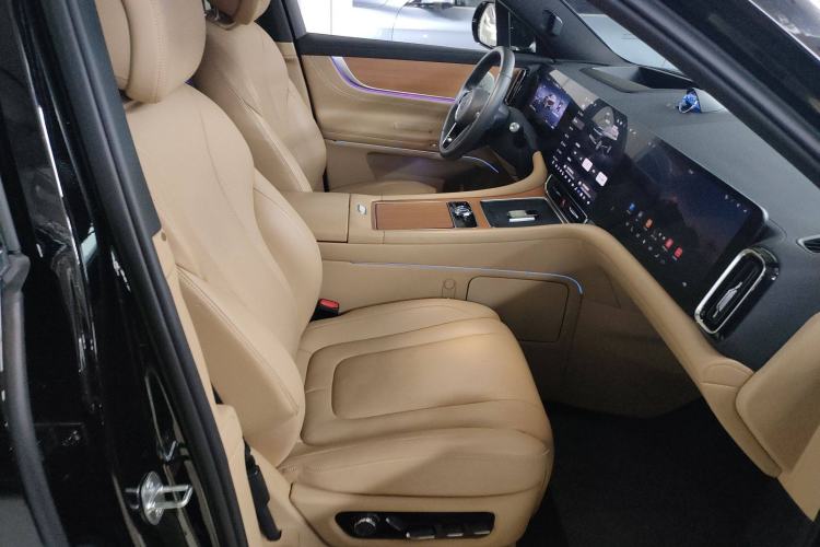 Used Hima AITO M9 2024 All-Electric Max Version 100 kWh 6-Seater
