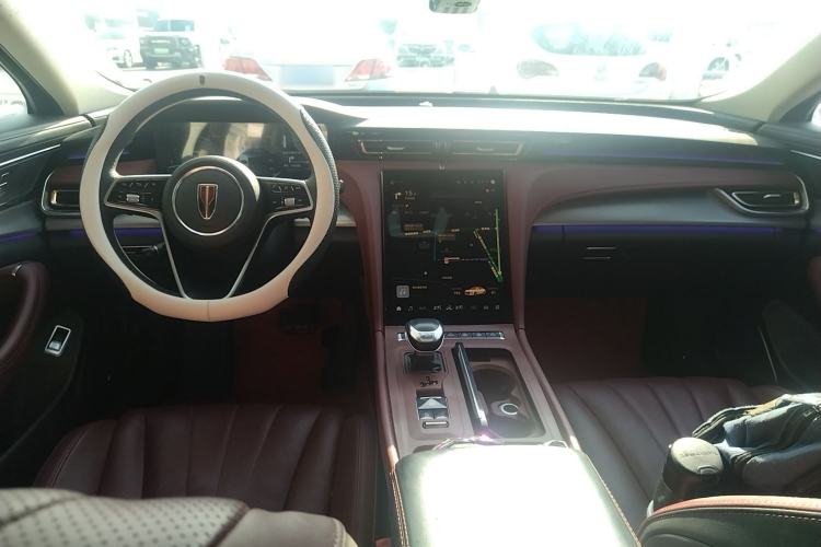 Used Hongqi H5 2024 2.0T Automatic Smart Connect Flagship Edition
